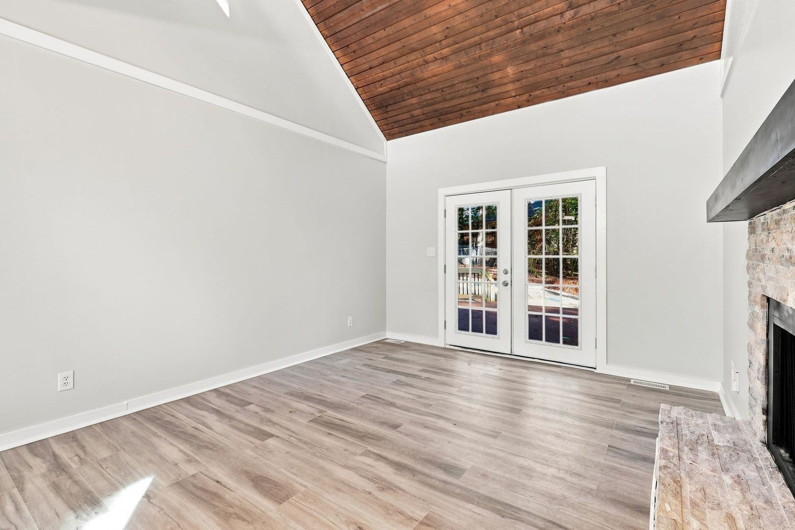 Raleigh House: 4011 Arckelton Dr.