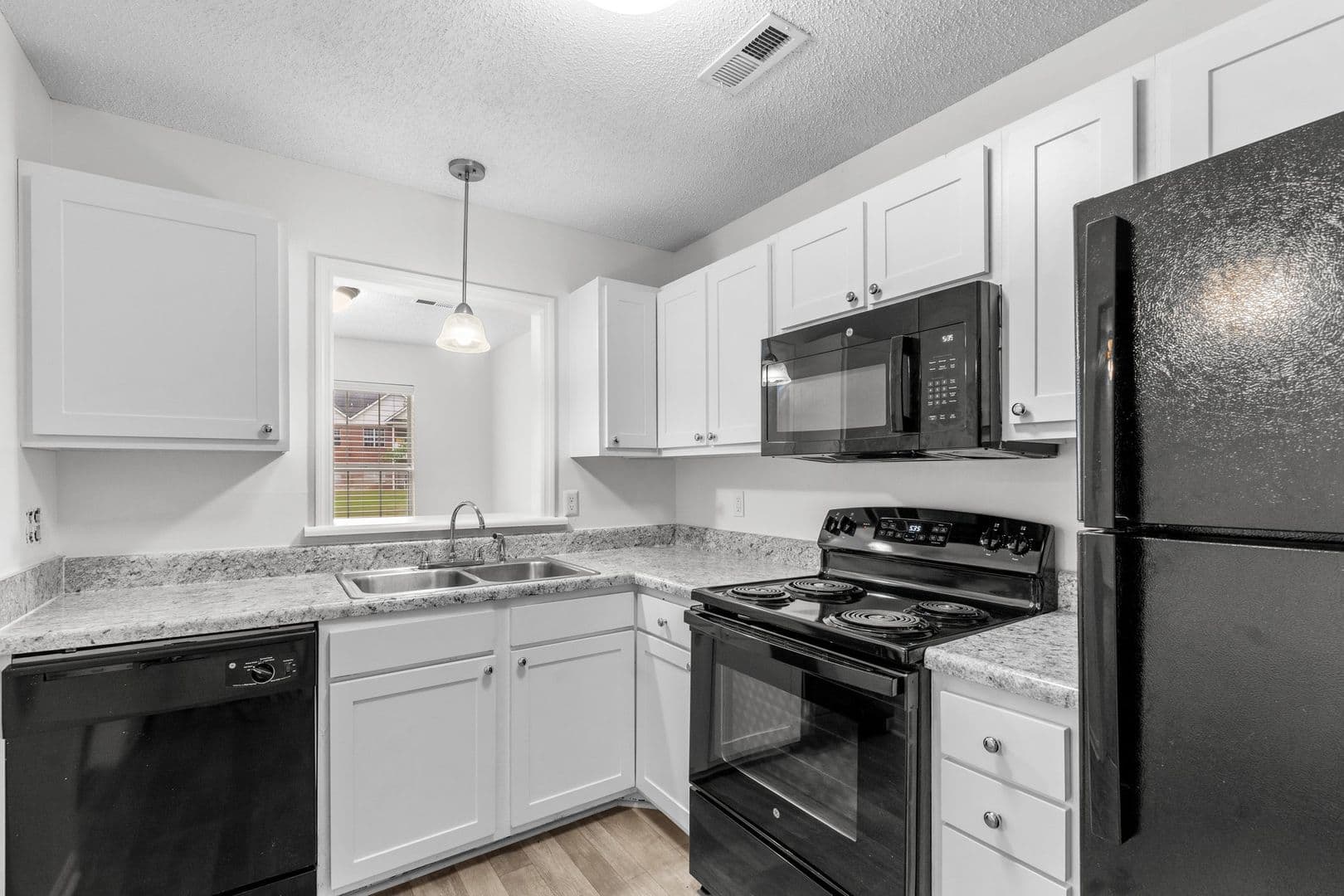 Fayetteville Apartment: 208-246 Partners Way