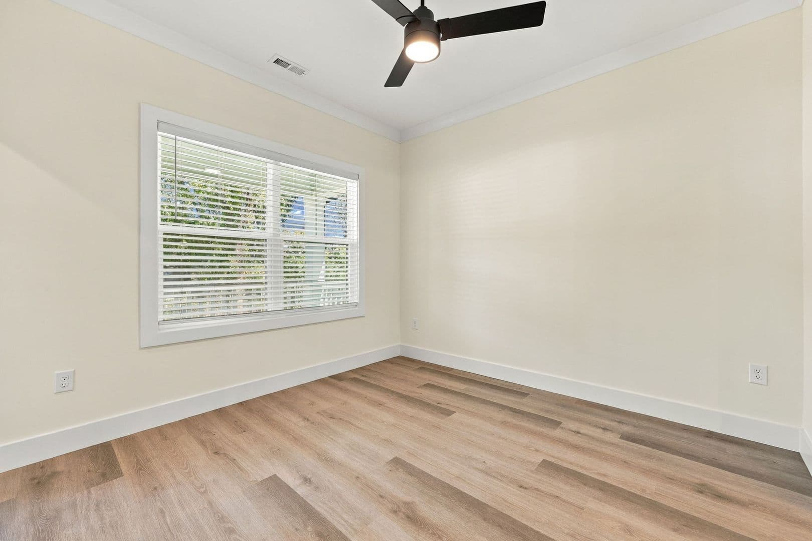 Durham House: 705 Hope Ave