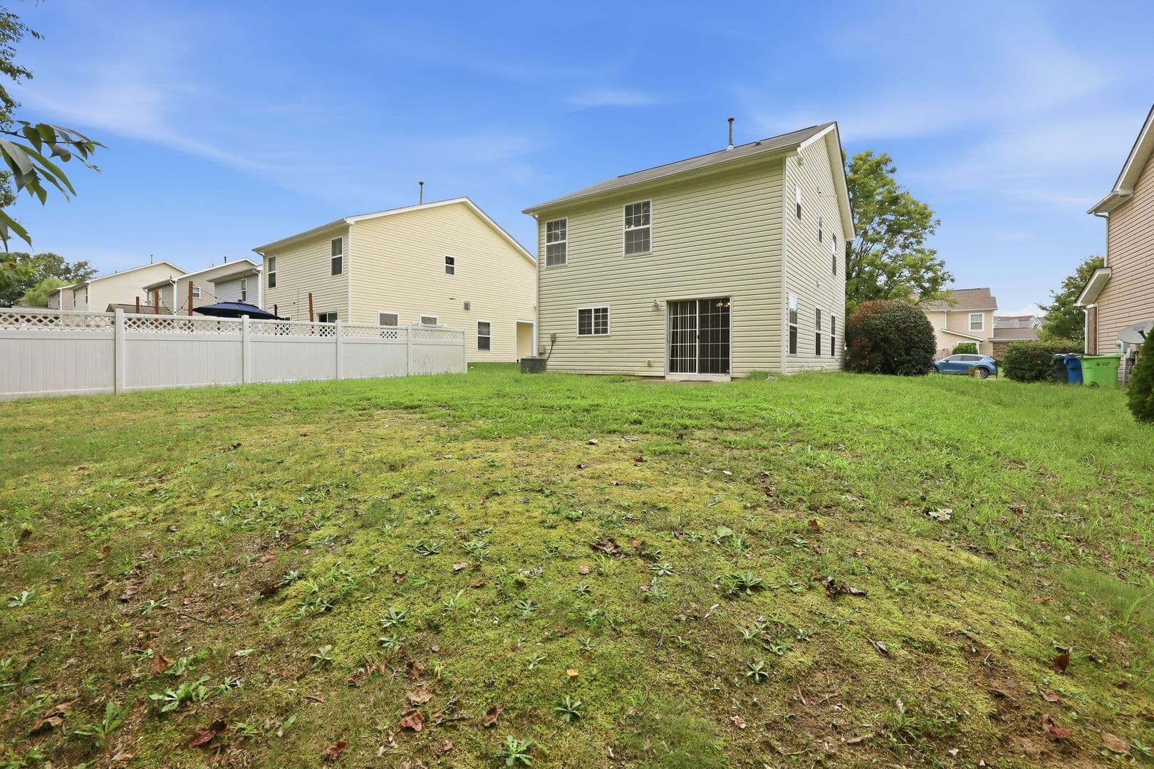 Raleigh House: 3742 Marshlane Way