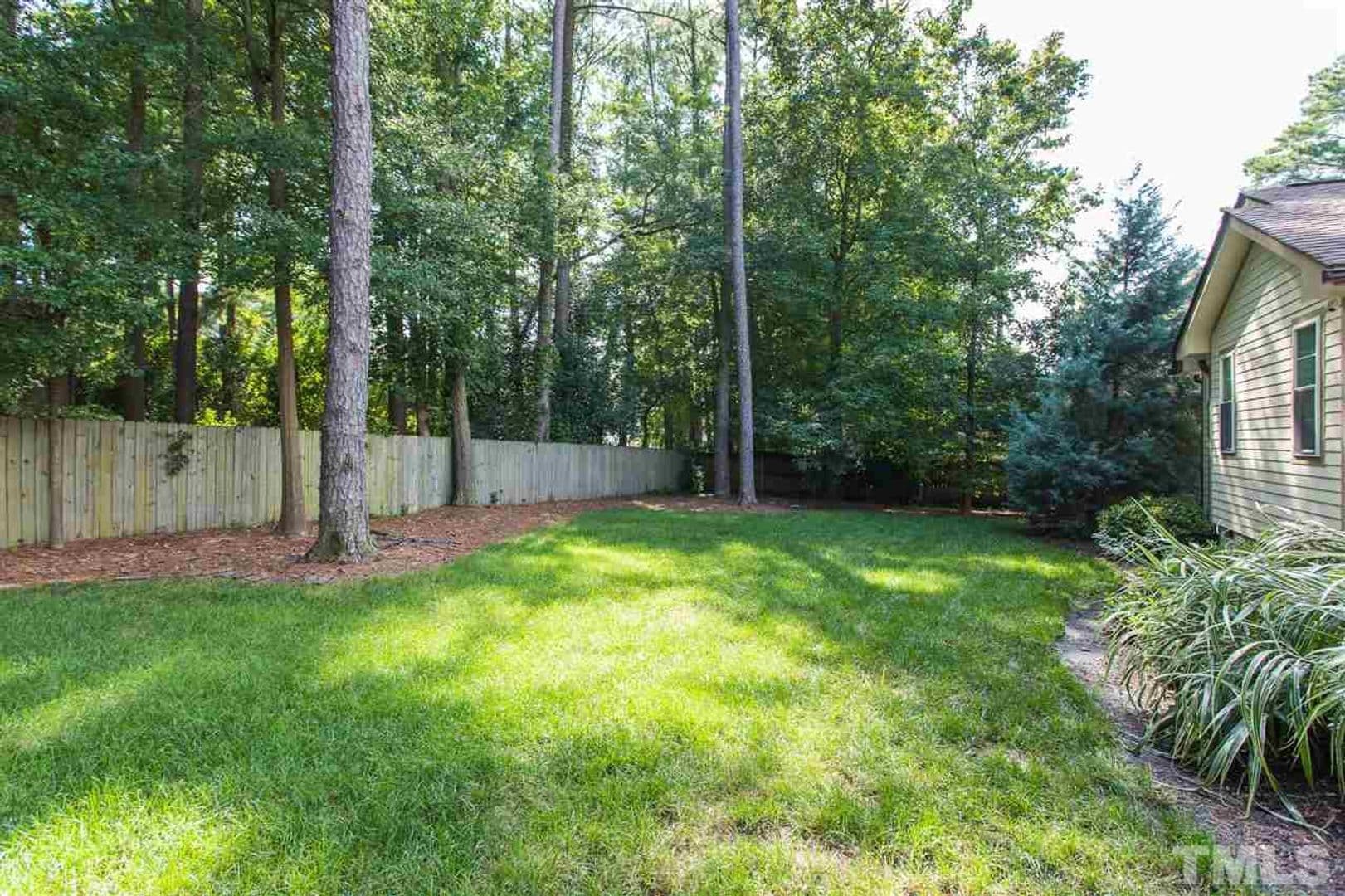 Raleigh House: 1124 Tonsler Drive