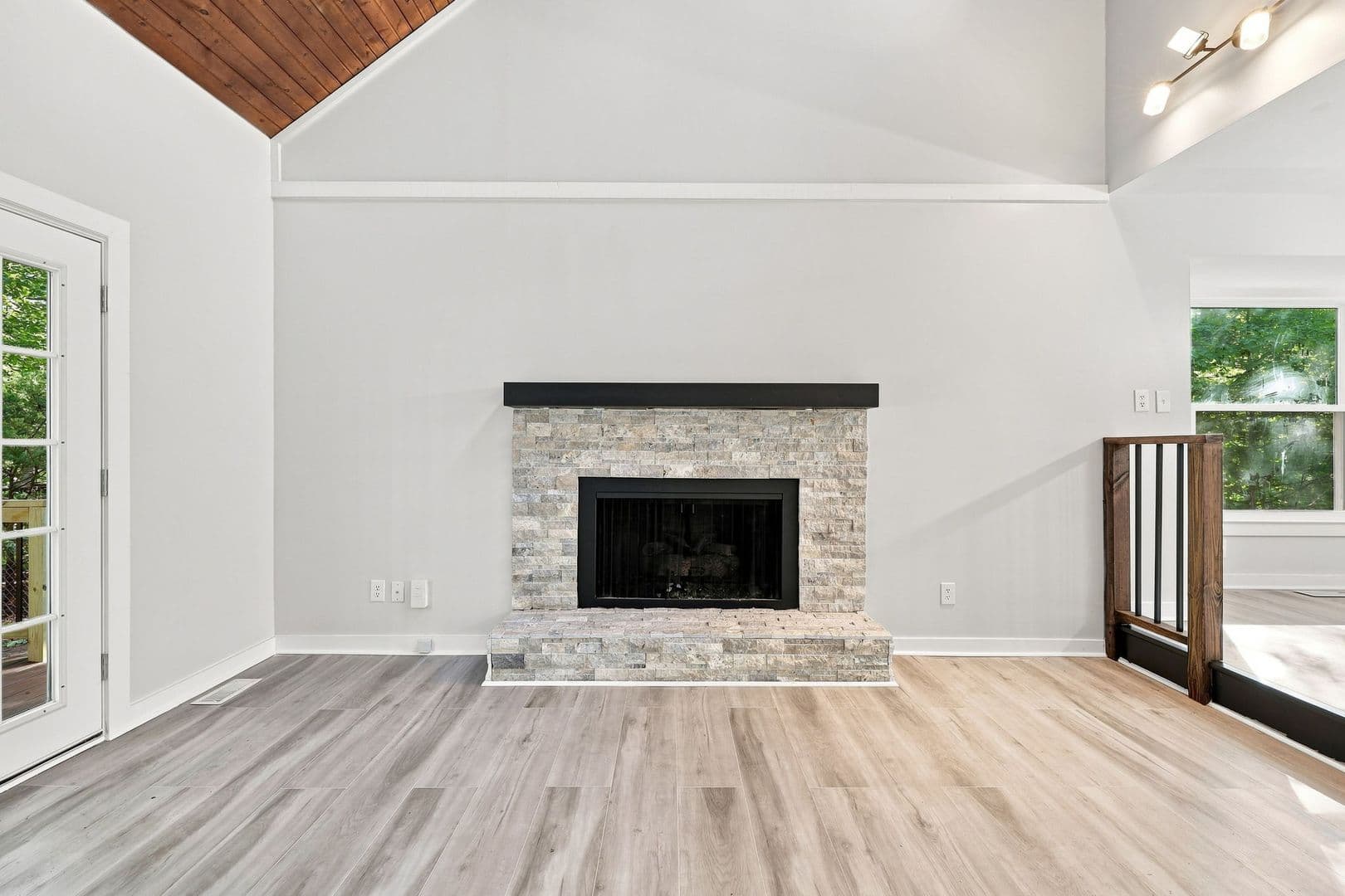 Raleigh House: 4011 Arckelton Dr.