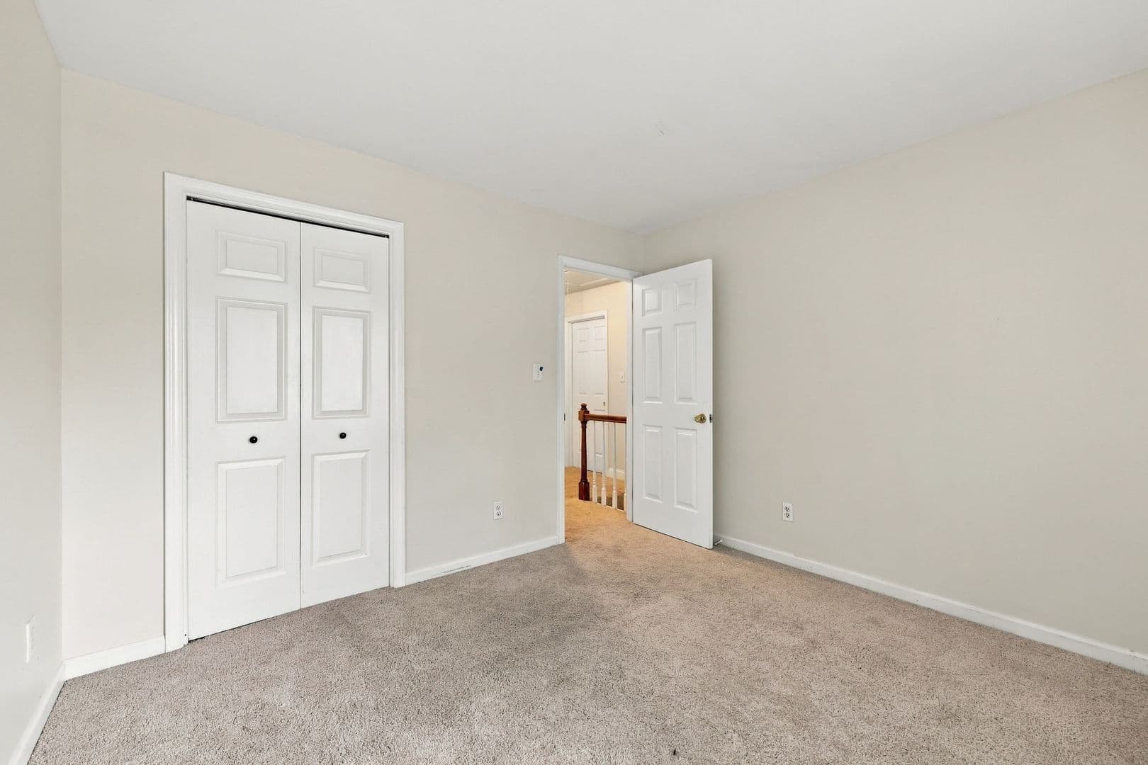 Raleigh House: 4952 Harbour Towne Drive