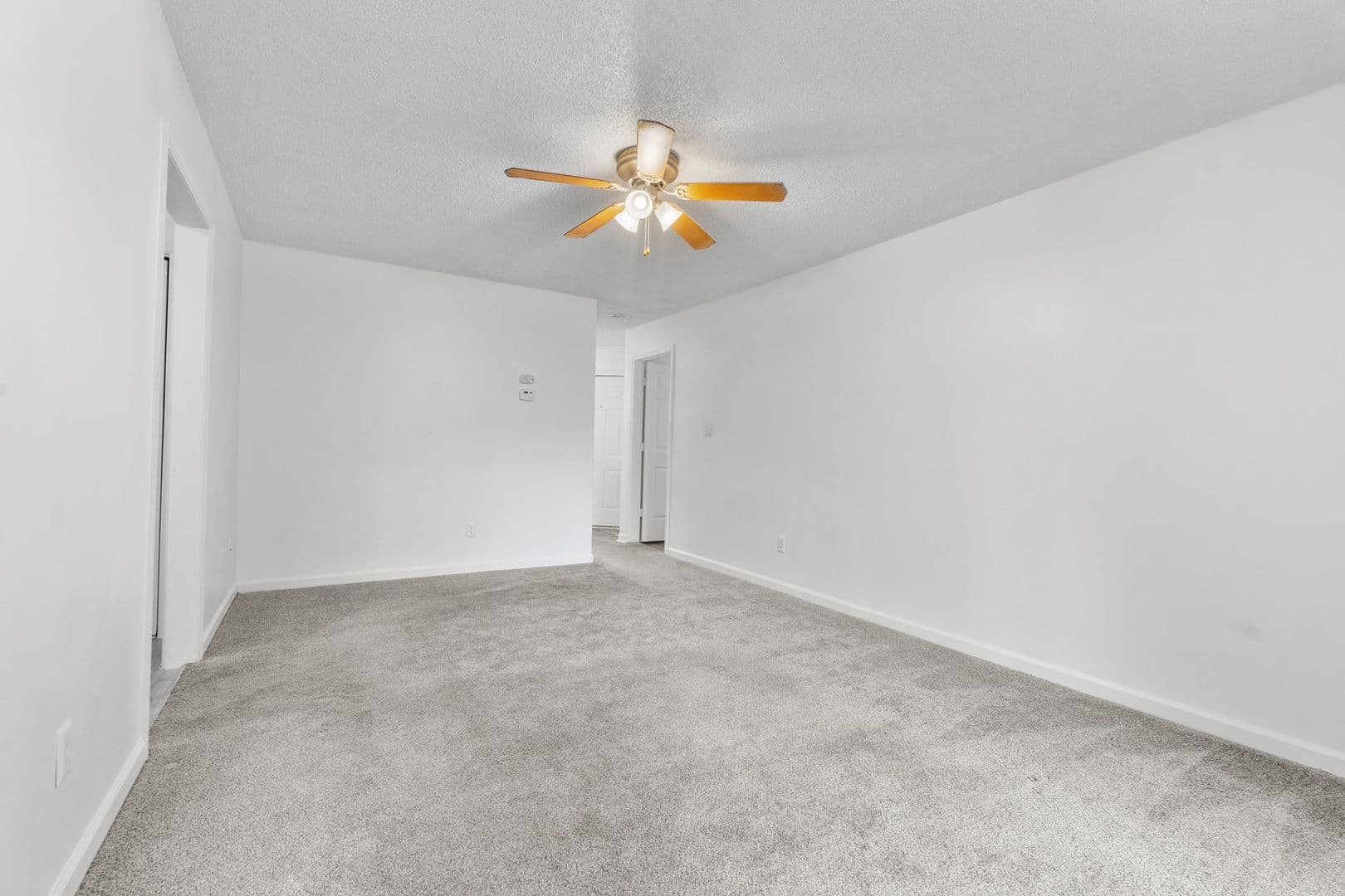 Fayetteville Apartment: 208-246 Partners Way