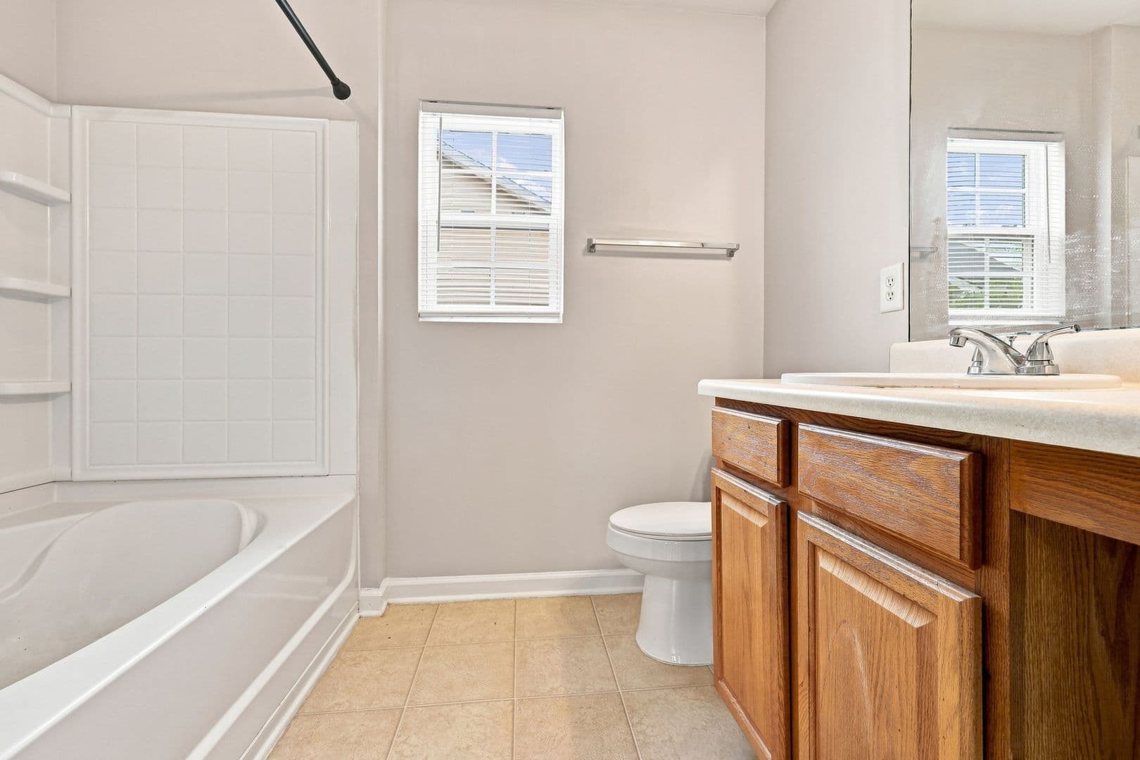 Raleigh House: 3742 Marshlane Way