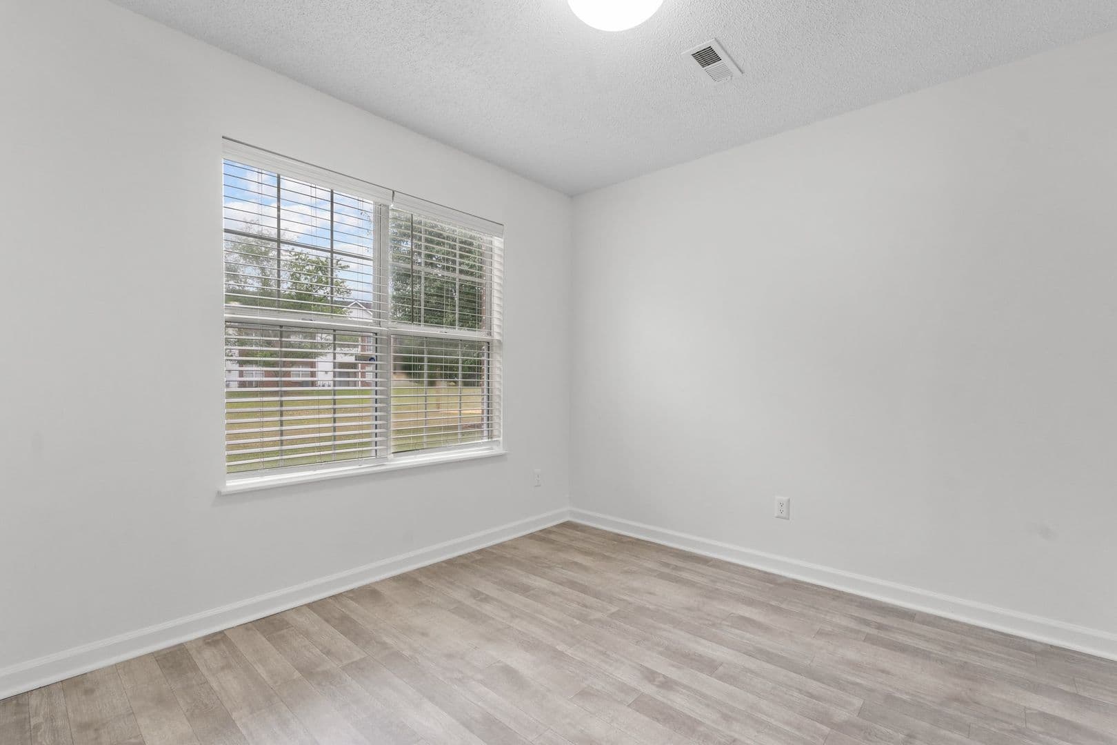 Fayetteville Apartment: 208-246 Partners Way