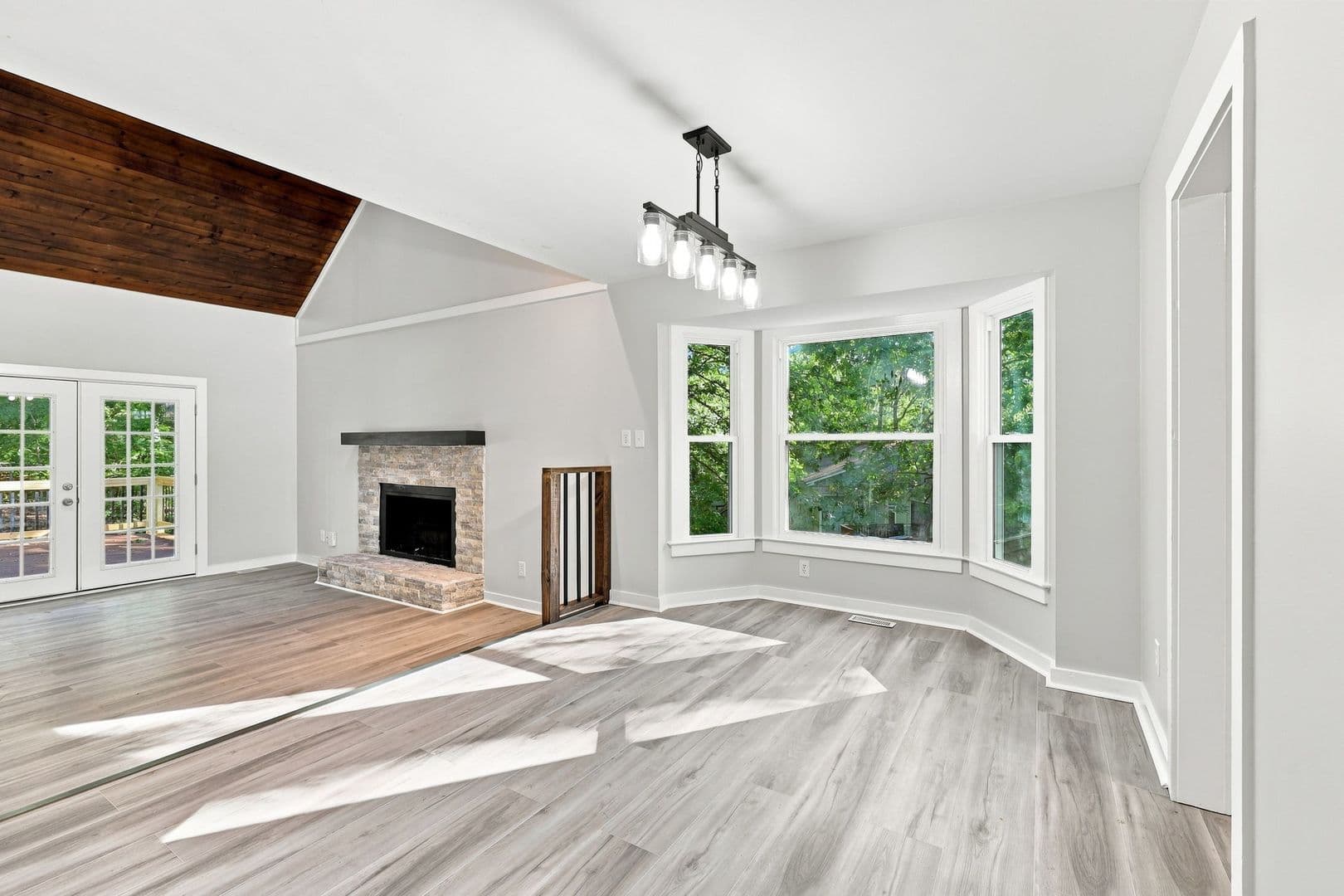 Raleigh House: 4011 Arckelton Dr.