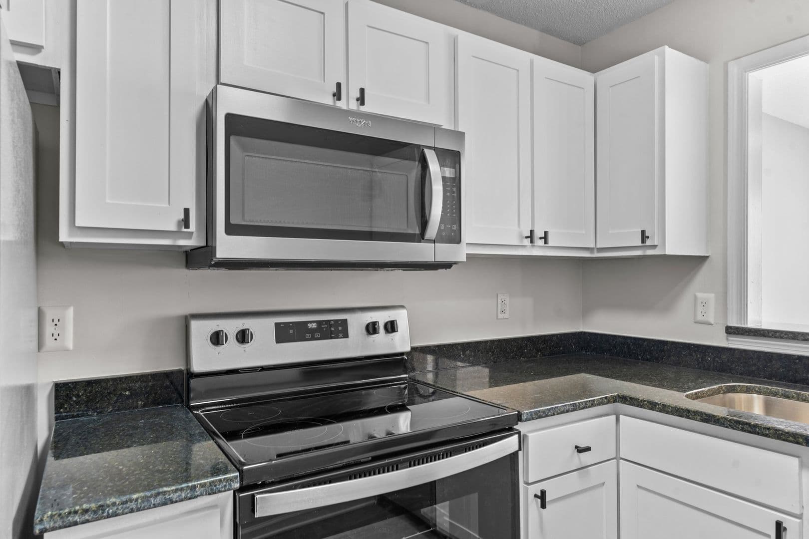 Fayetteville Apartment: 208-246 Partners Way