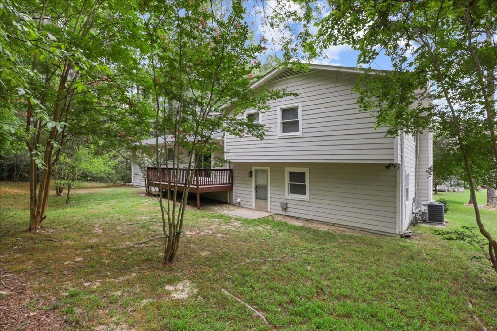 Durham House: 1017 Gaston Ave.