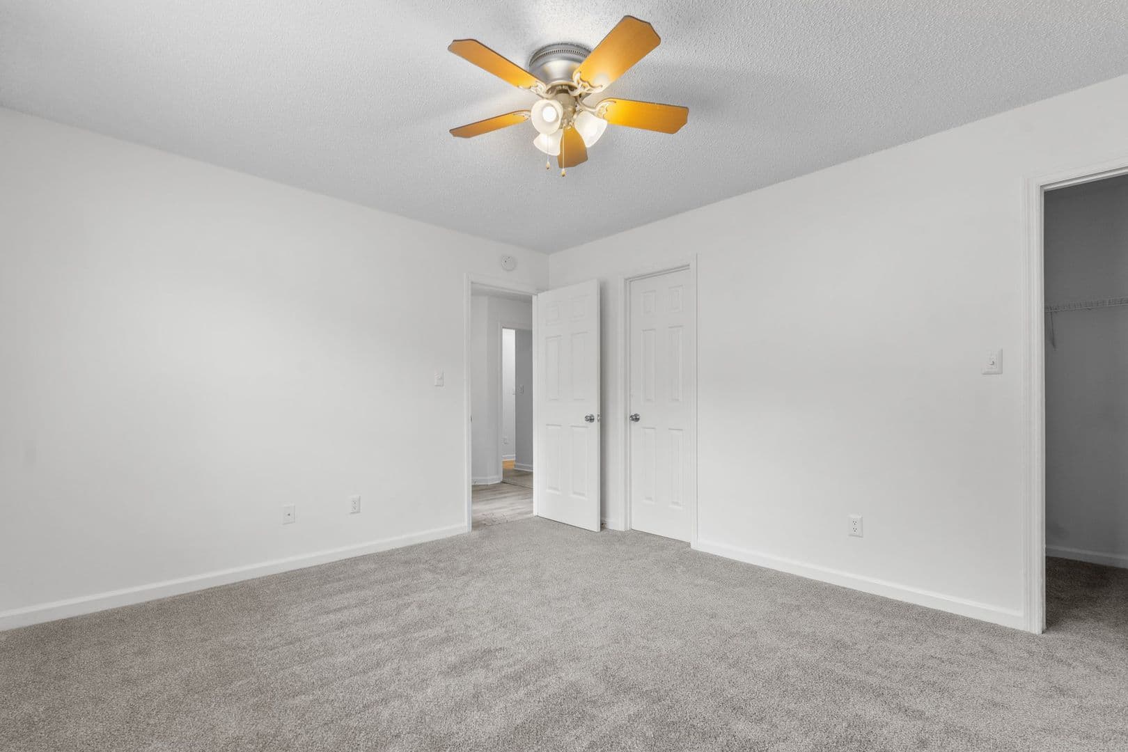 Fayetteville Apartment: 208-246 Partners Way
