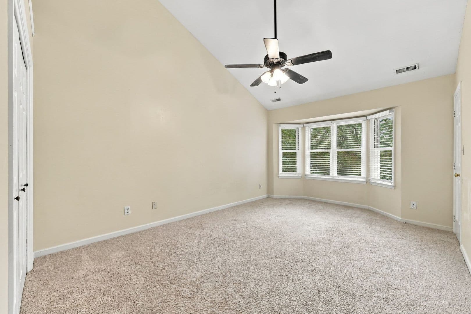 Raleigh House: 4952 Harbour Towne Drive