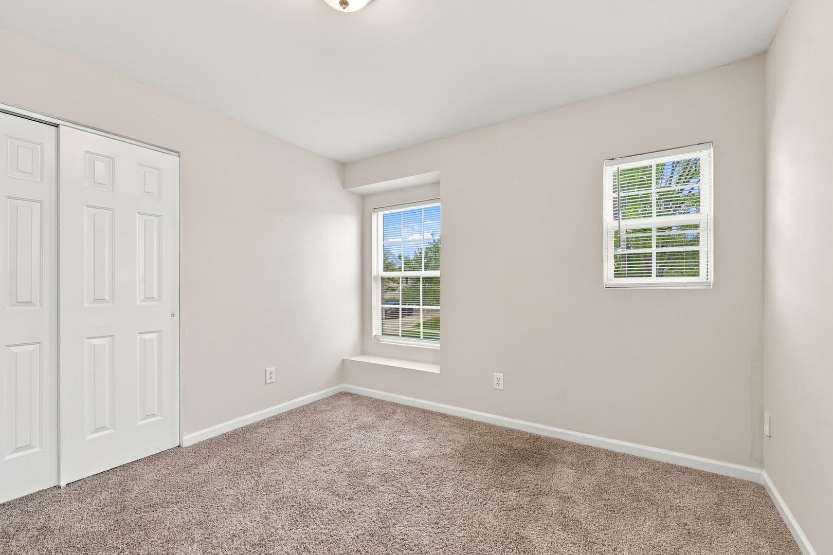 Raleigh House: 3742 Marshlane Way