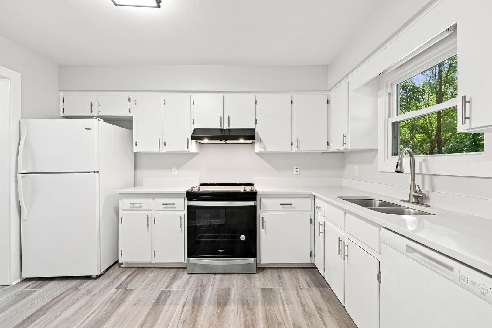 Raleigh House: 4011 Arckelton Dr.