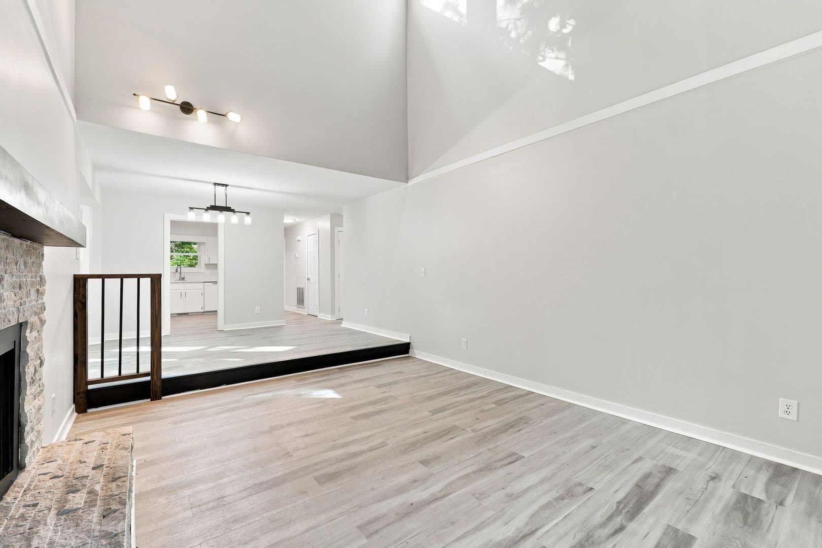 Raleigh House: 4011 Arckelton Dr.