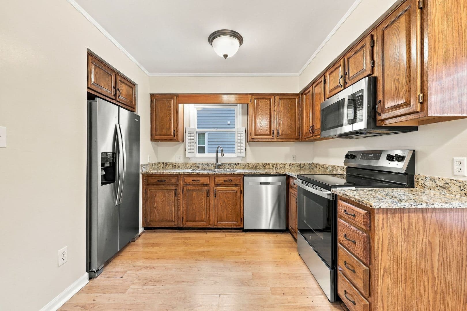 Raleigh House: 4952 Harbour Towne Drive