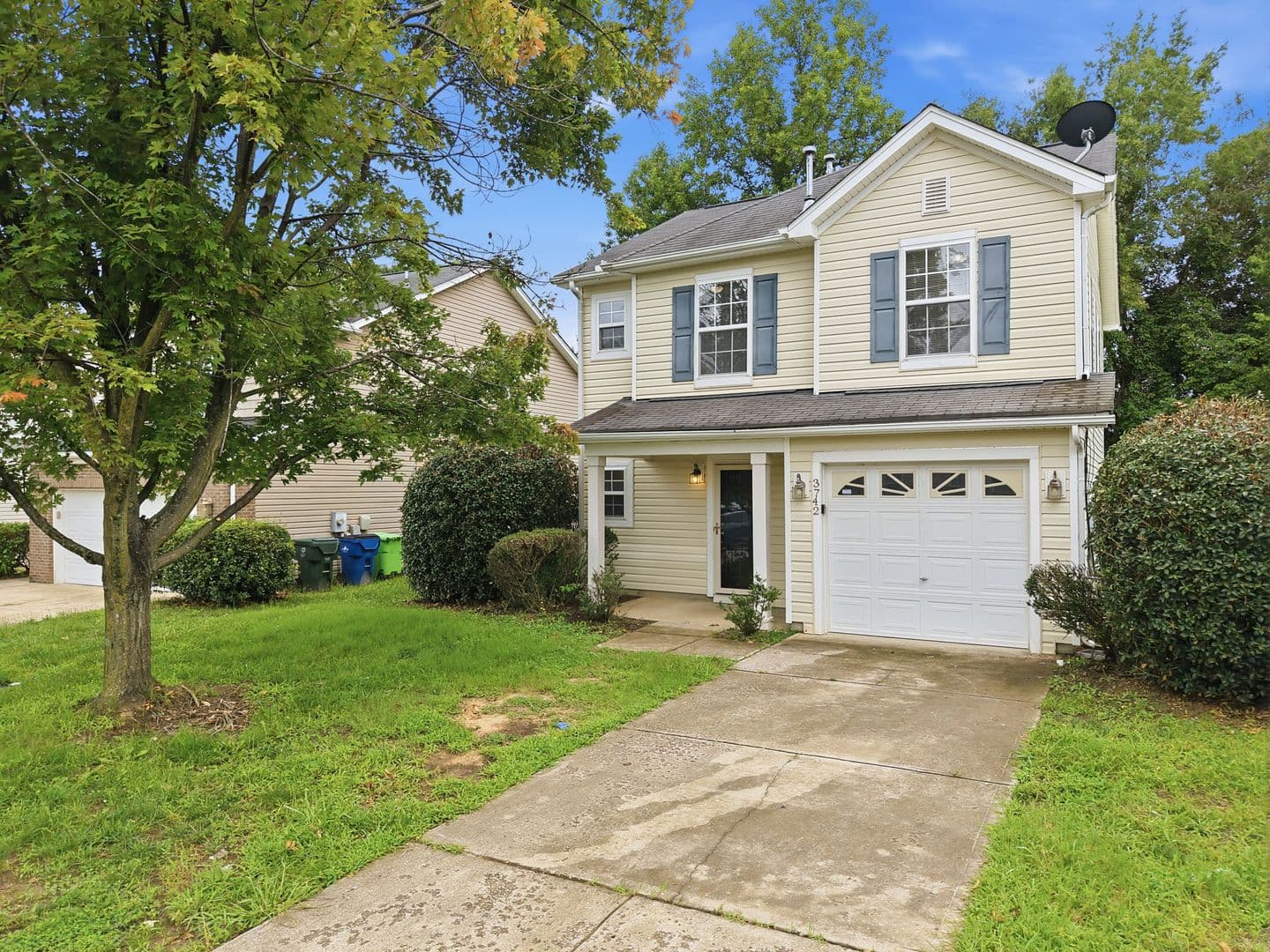 Raleigh House: 3742 Marshlane Way