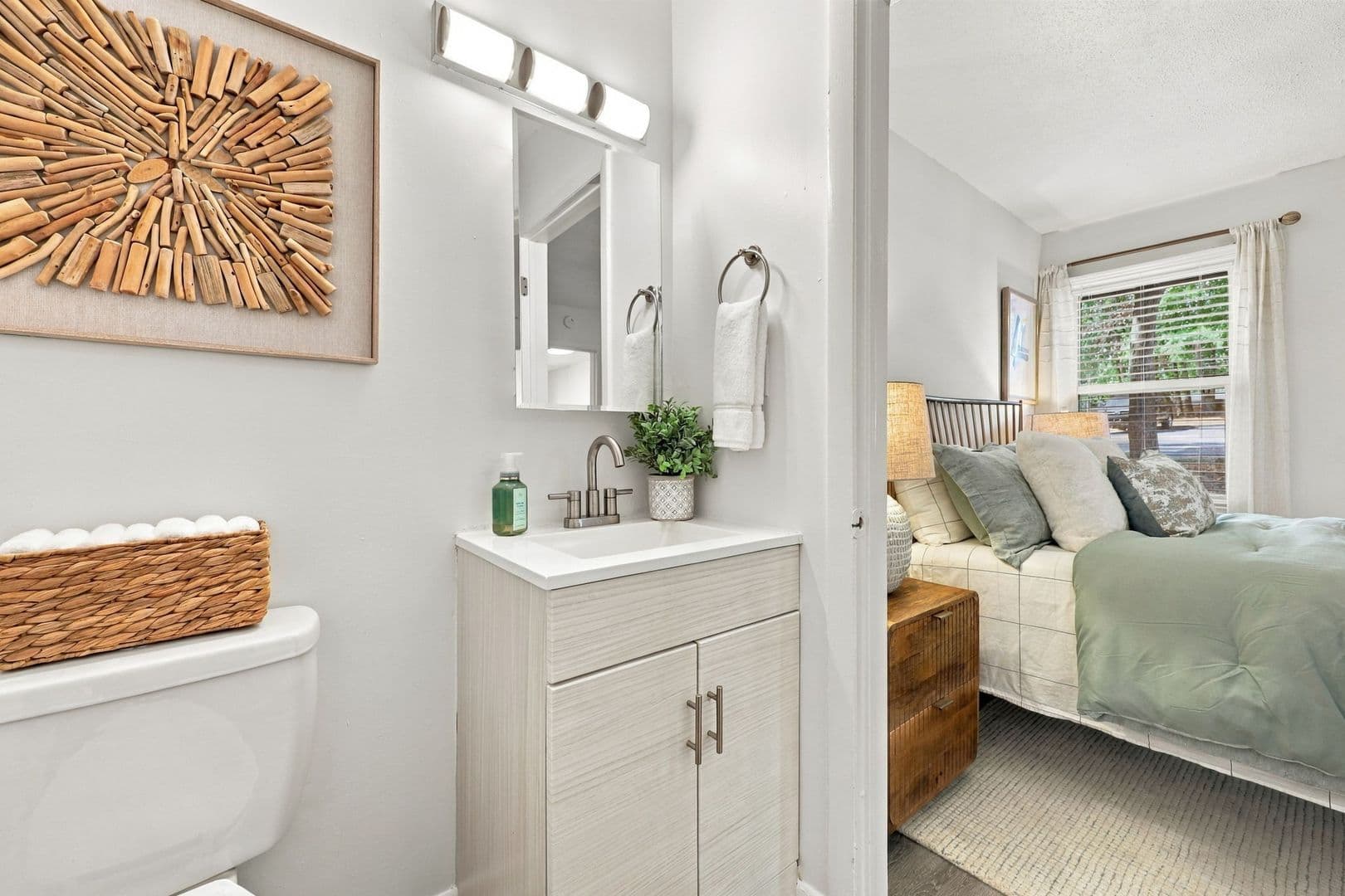 Raleigh Apartment: 1309 Kent Rd