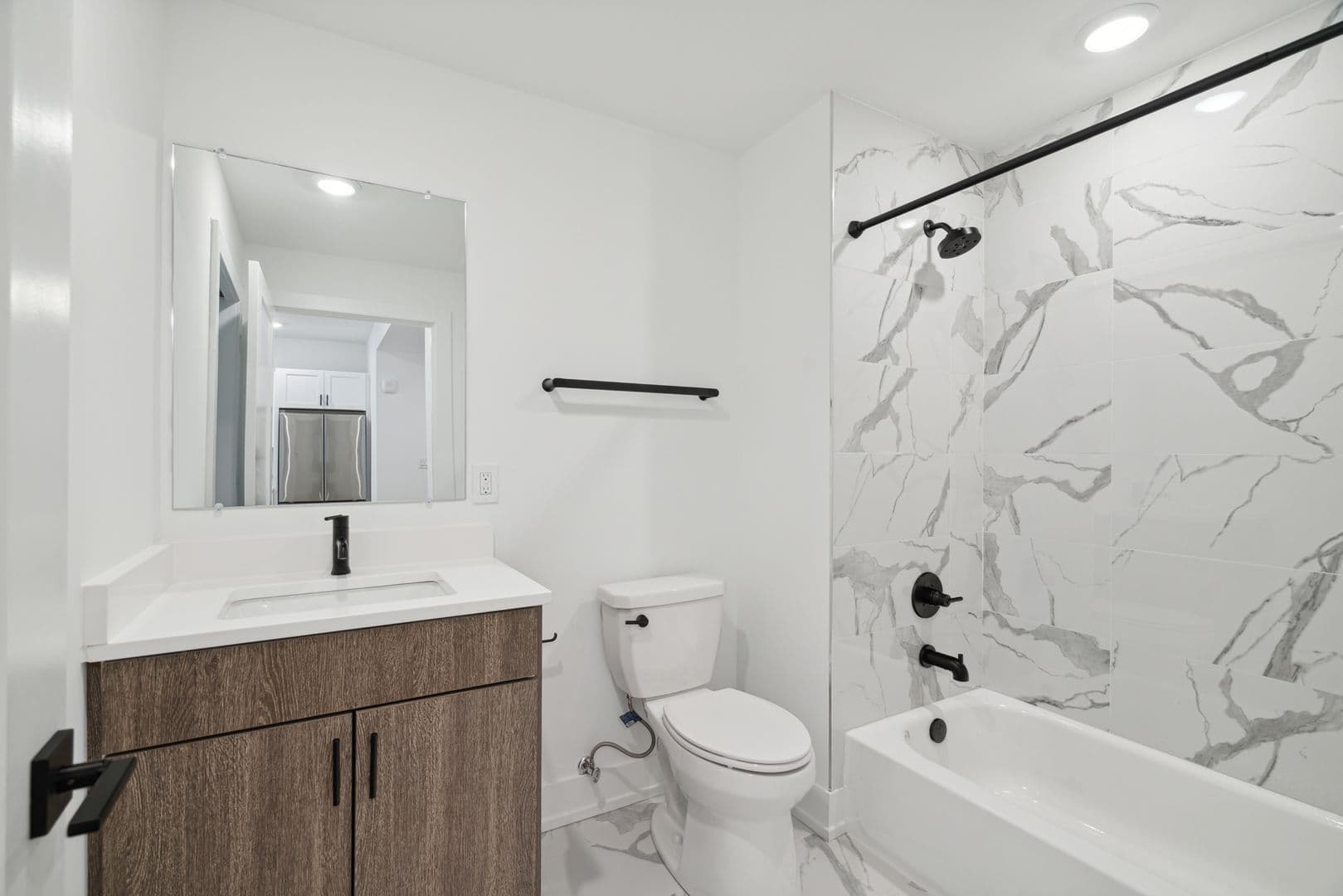 Philadelphia Apartment: 901 Leland Street