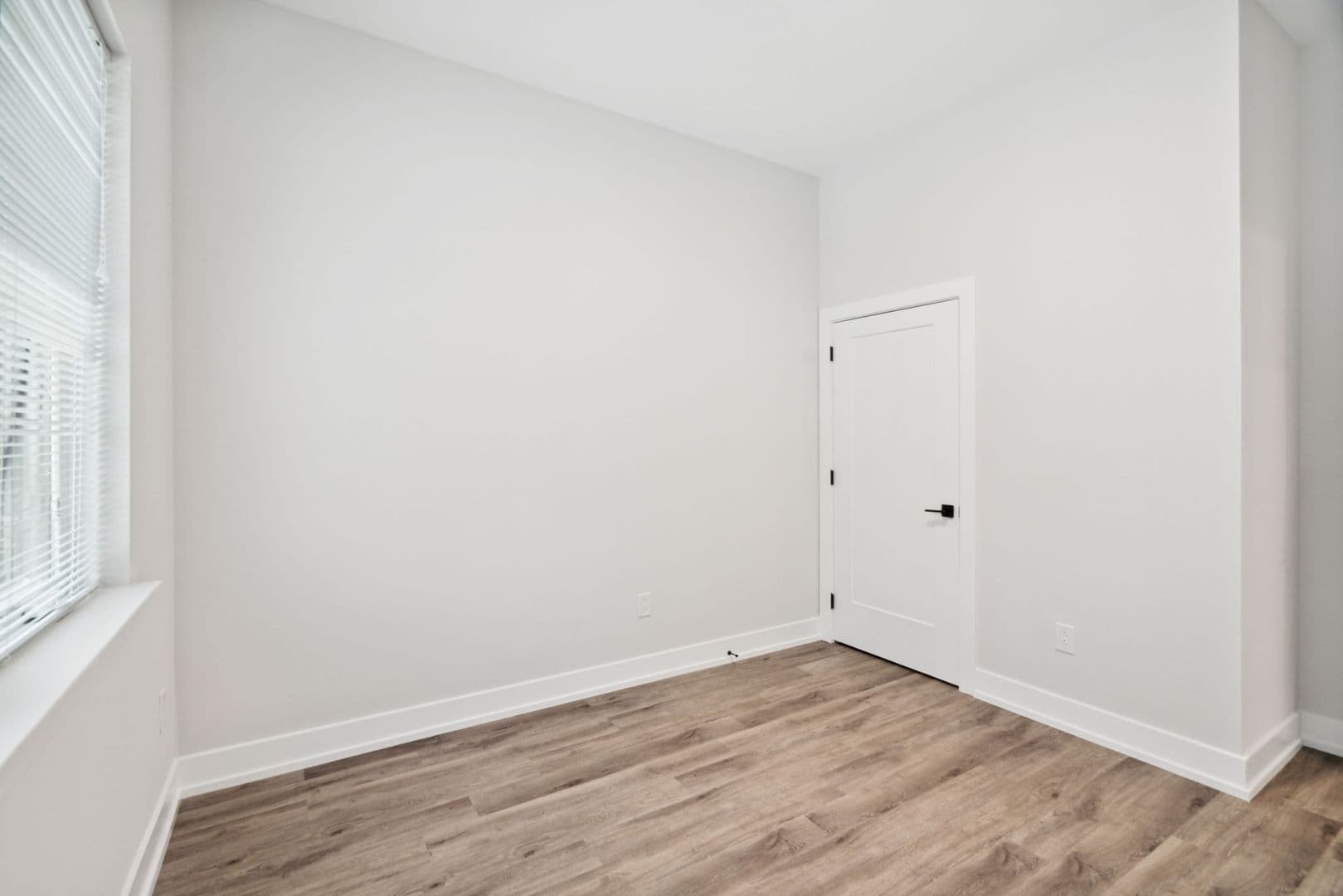Philadelphia Apartment: 6144 Germantown Avenue