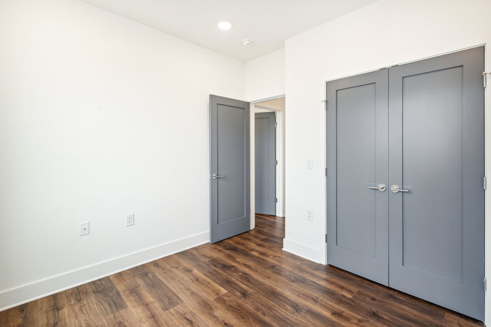 Philadelphia Apartment: 1701 Federal Street