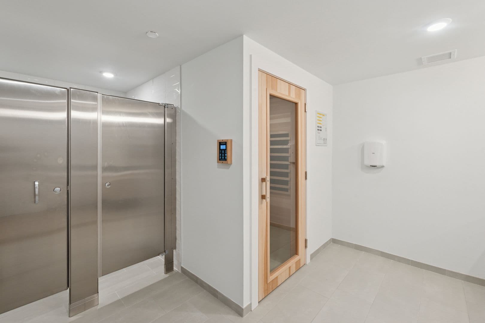 Philadelphia Apartment: 922 N Broad Street