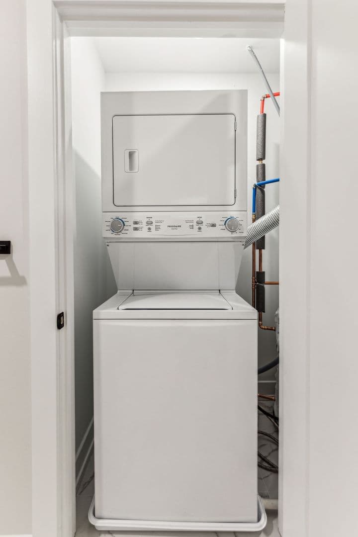 Philadelphia Apartment: 720 W Thompson St