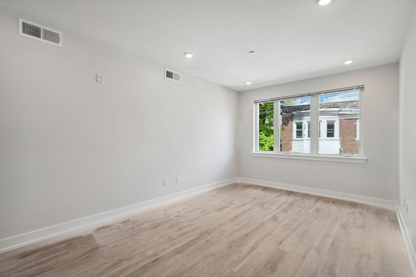 Philadelphia Apartment: 6144 Germantown Avenue