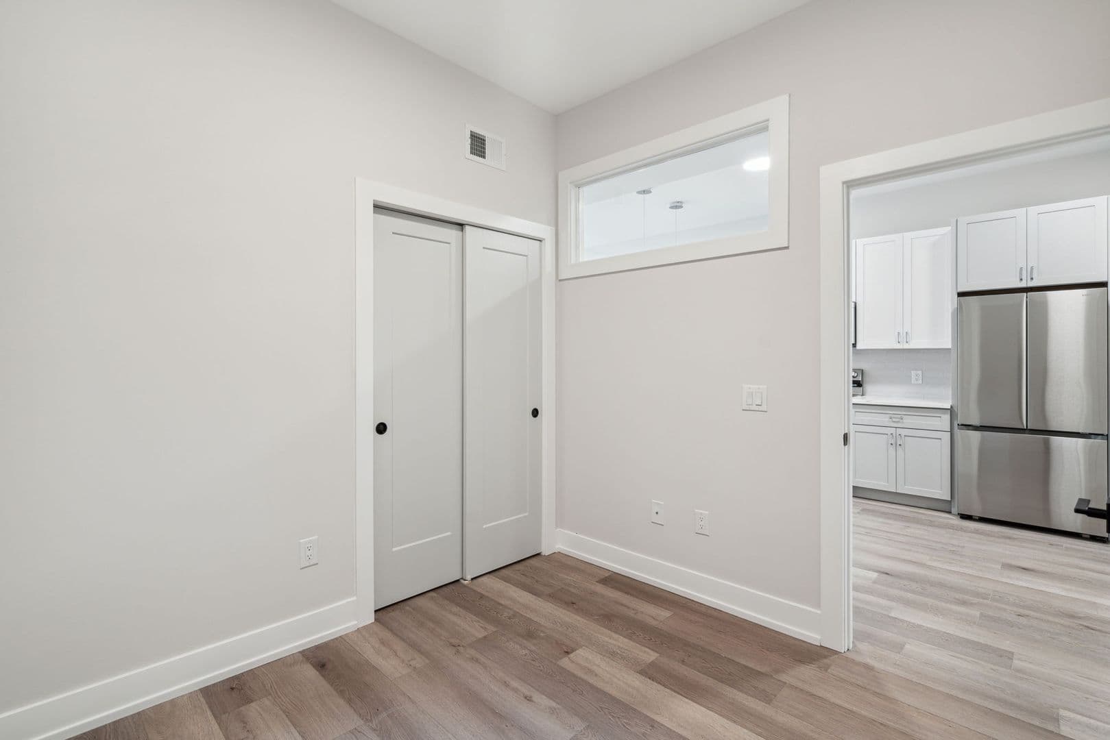 Philadelphia Apartment: 342 W Girard Ave