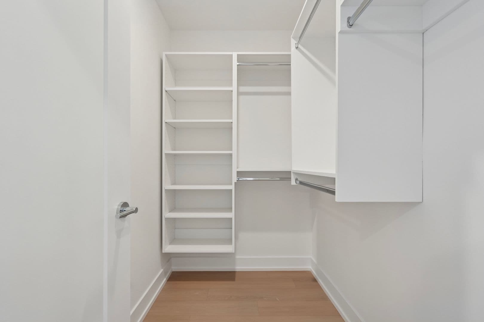 Philadelphia Apartment: 922 N Broad Street