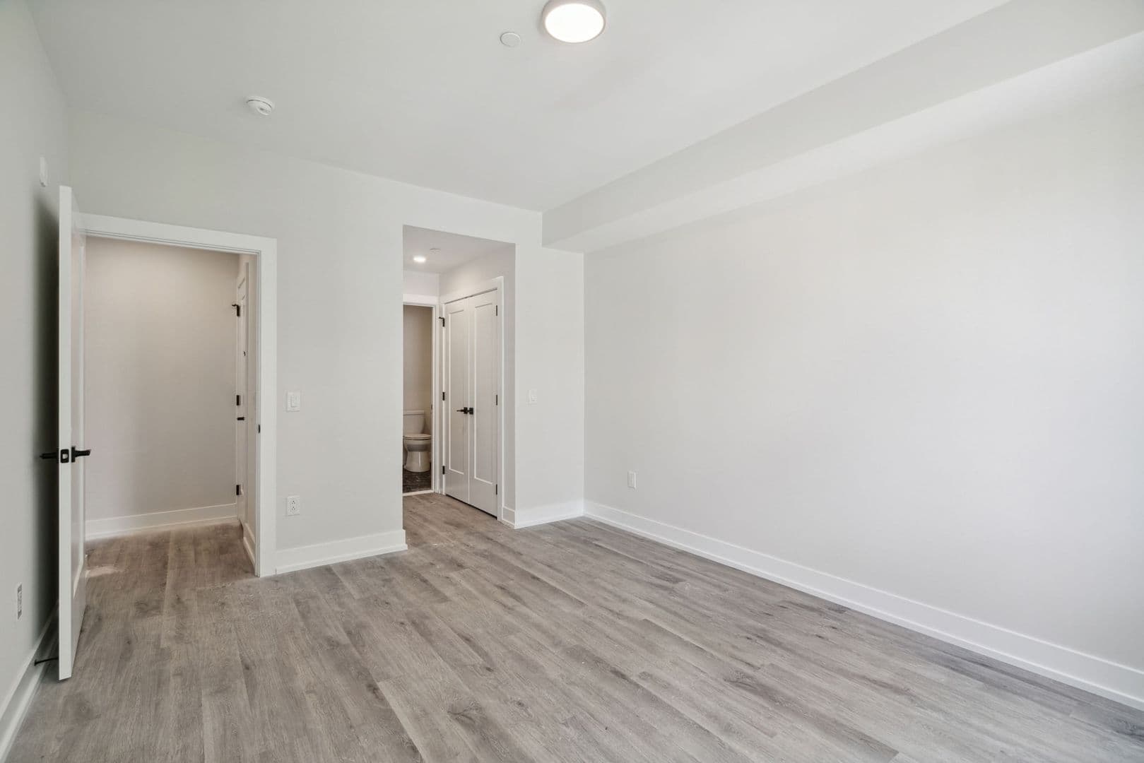 Philadelphia Apartment: 6144 Germantown Avenue