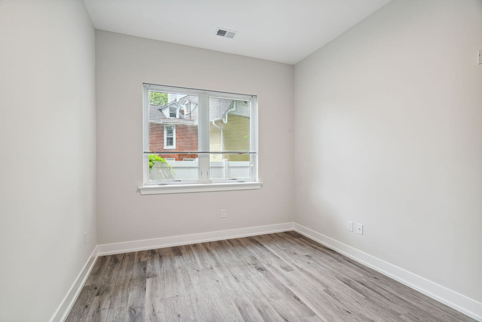 Philadelphia Apartment: 6144 Germantown Avenue