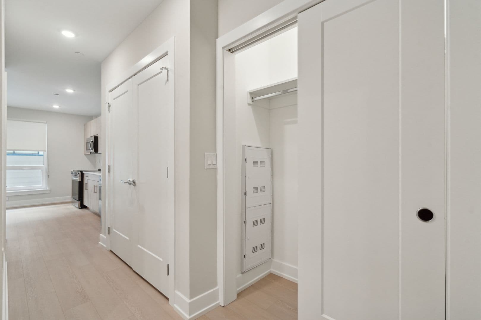 Philadelphia Apartment: 922 N Broad Street