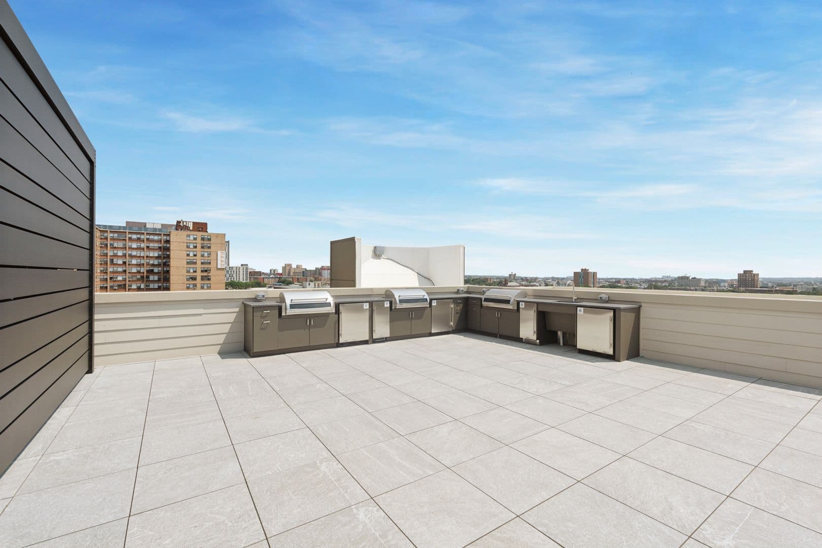 Philadelphia Apartment: 922 N Broad Street