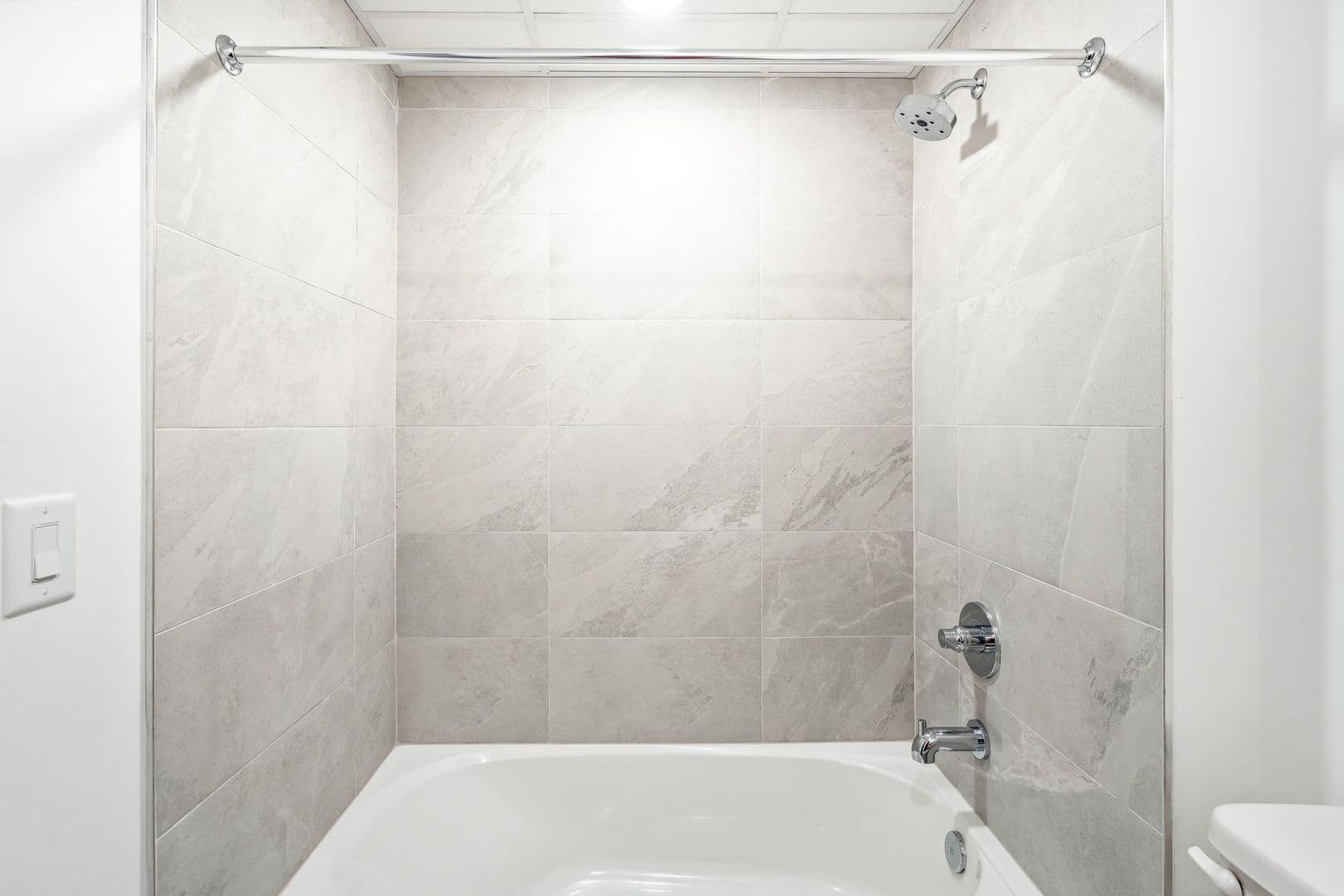 Philadelphia Apartment: 1701 Federal Street