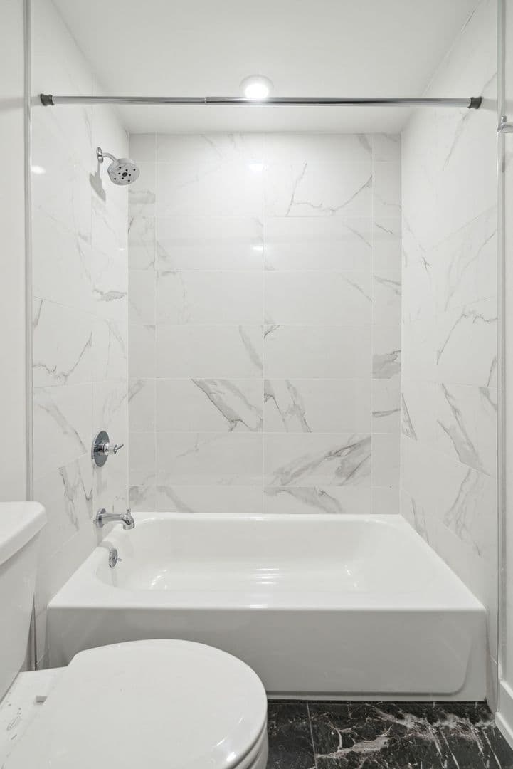 Philadelphia Apartment: 6144 Germantown Avenue