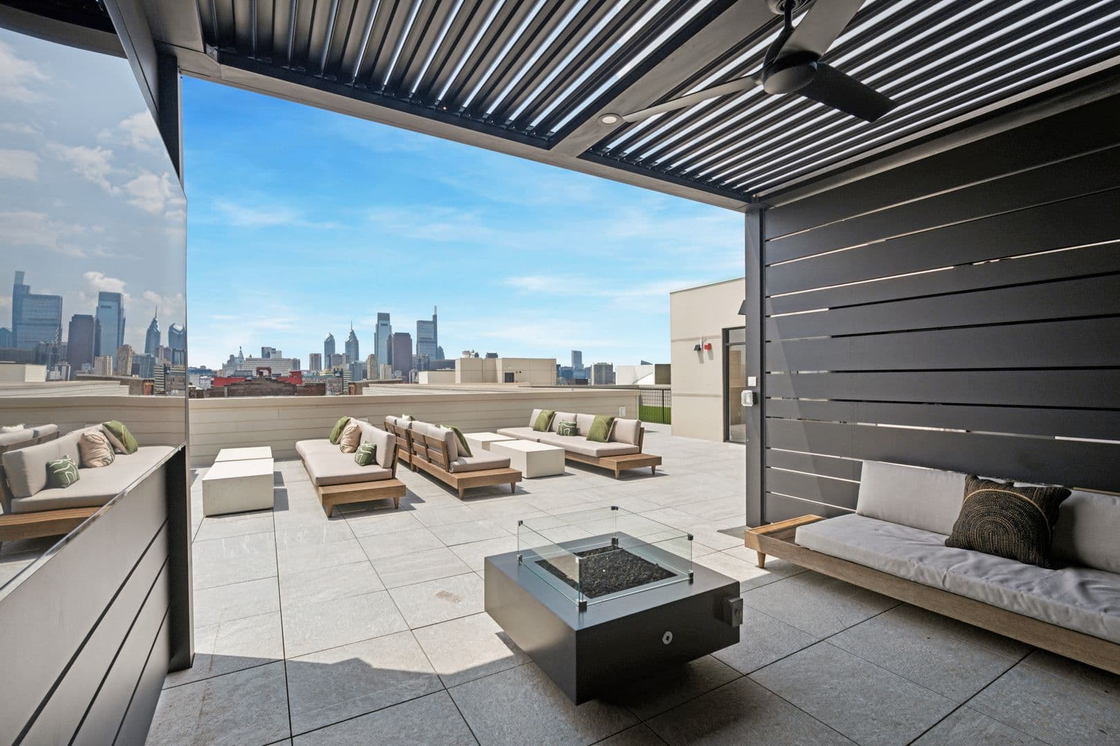 Philadelphia Apartment: 922 N Broad Street