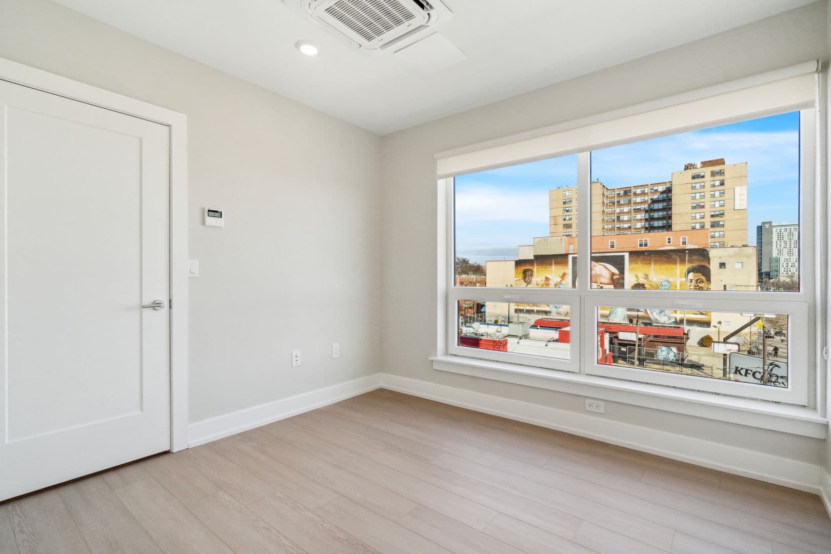 Philadelphia Apartment: 922 N Broad Street