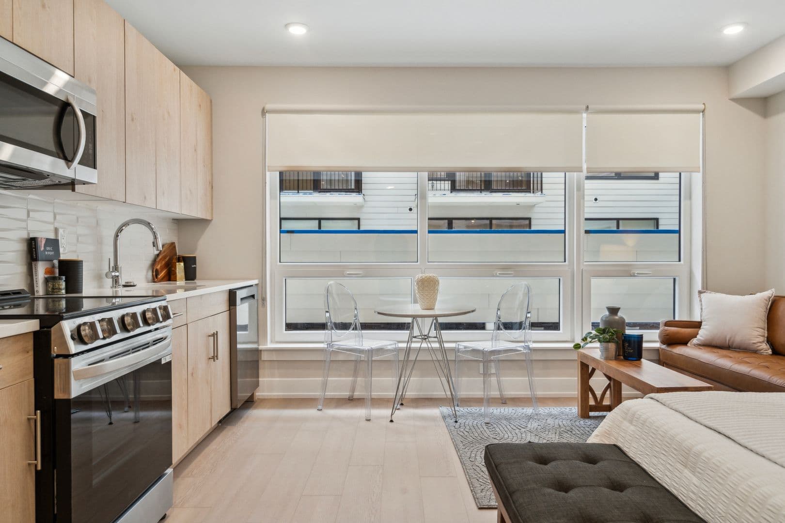 Philadelphia Apartment: 922 N Broad Street