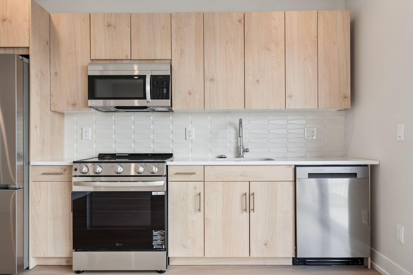 Philadelphia Apartment: 922 N Broad Street