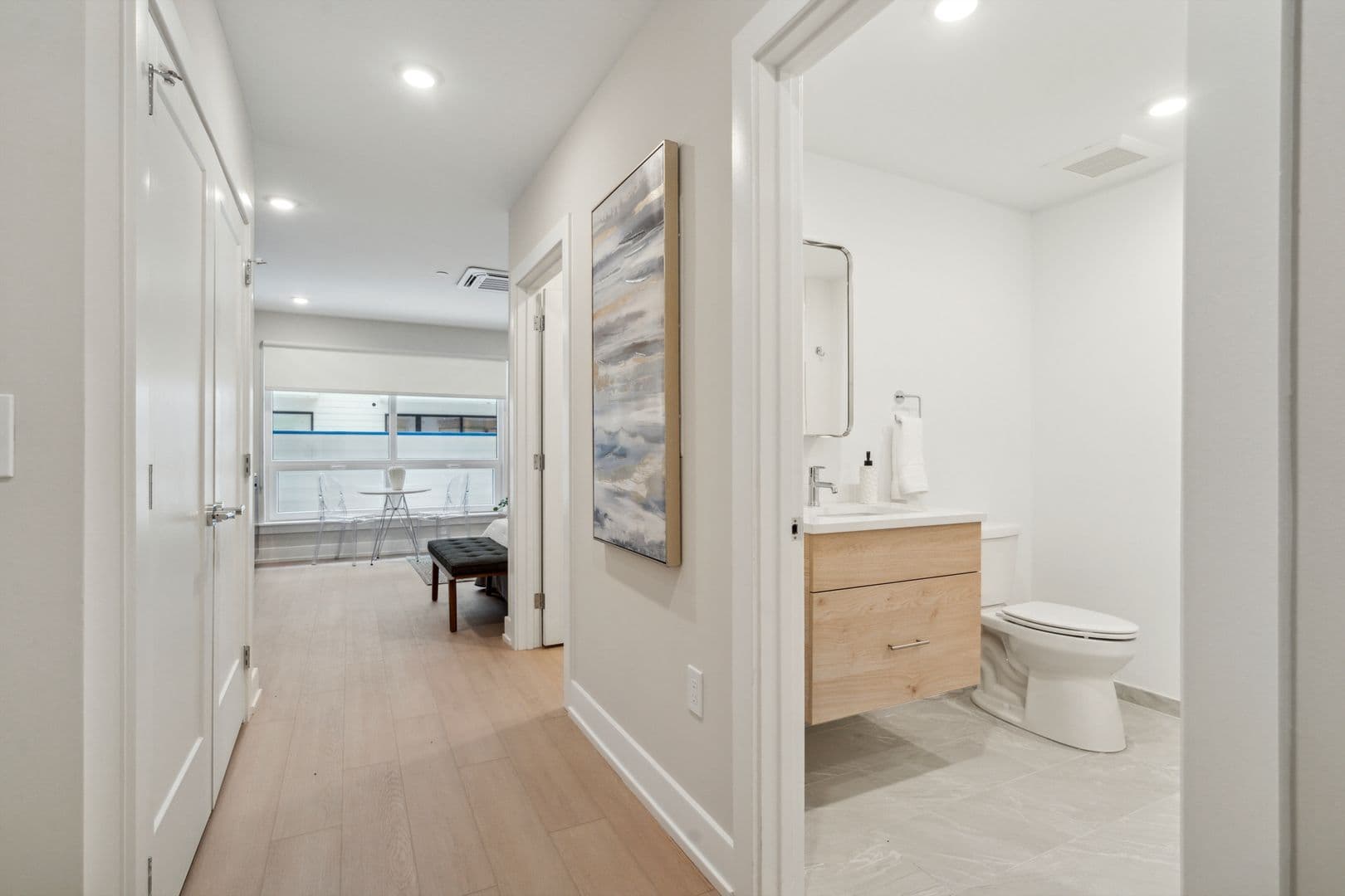 Philadelphia Apartment: 922 N Broad Street