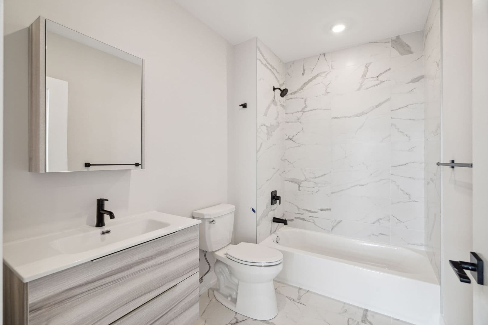 Philadelphia Apartment: 720 W Thompson St