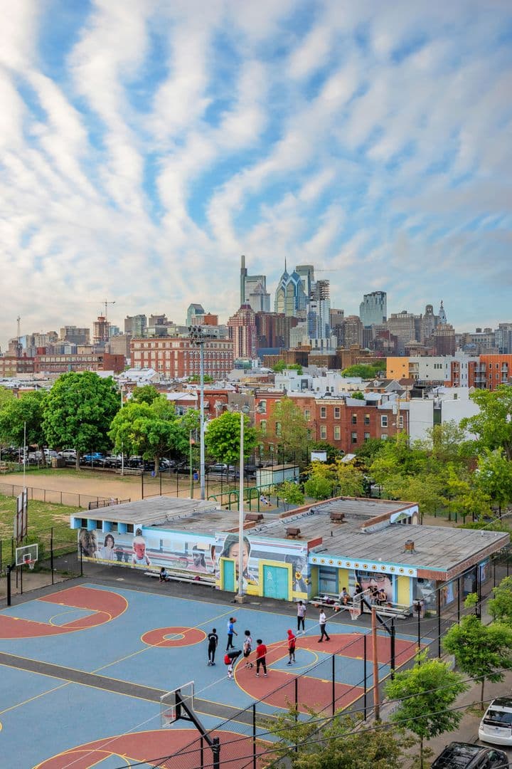 Philadelphia Apartment: 833 Wharton Street