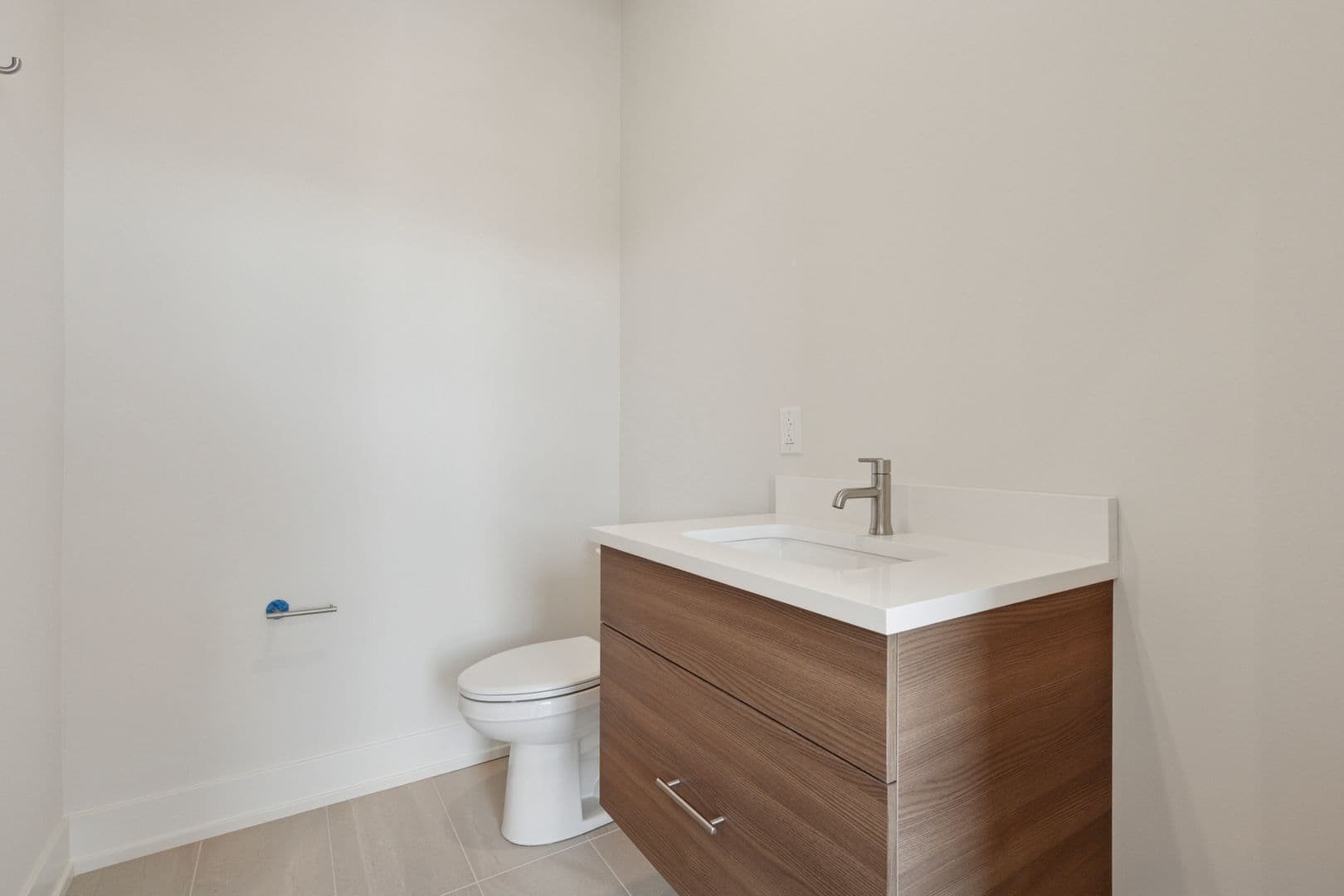 Philadelphia Apartment: 130 W Girard Avenue