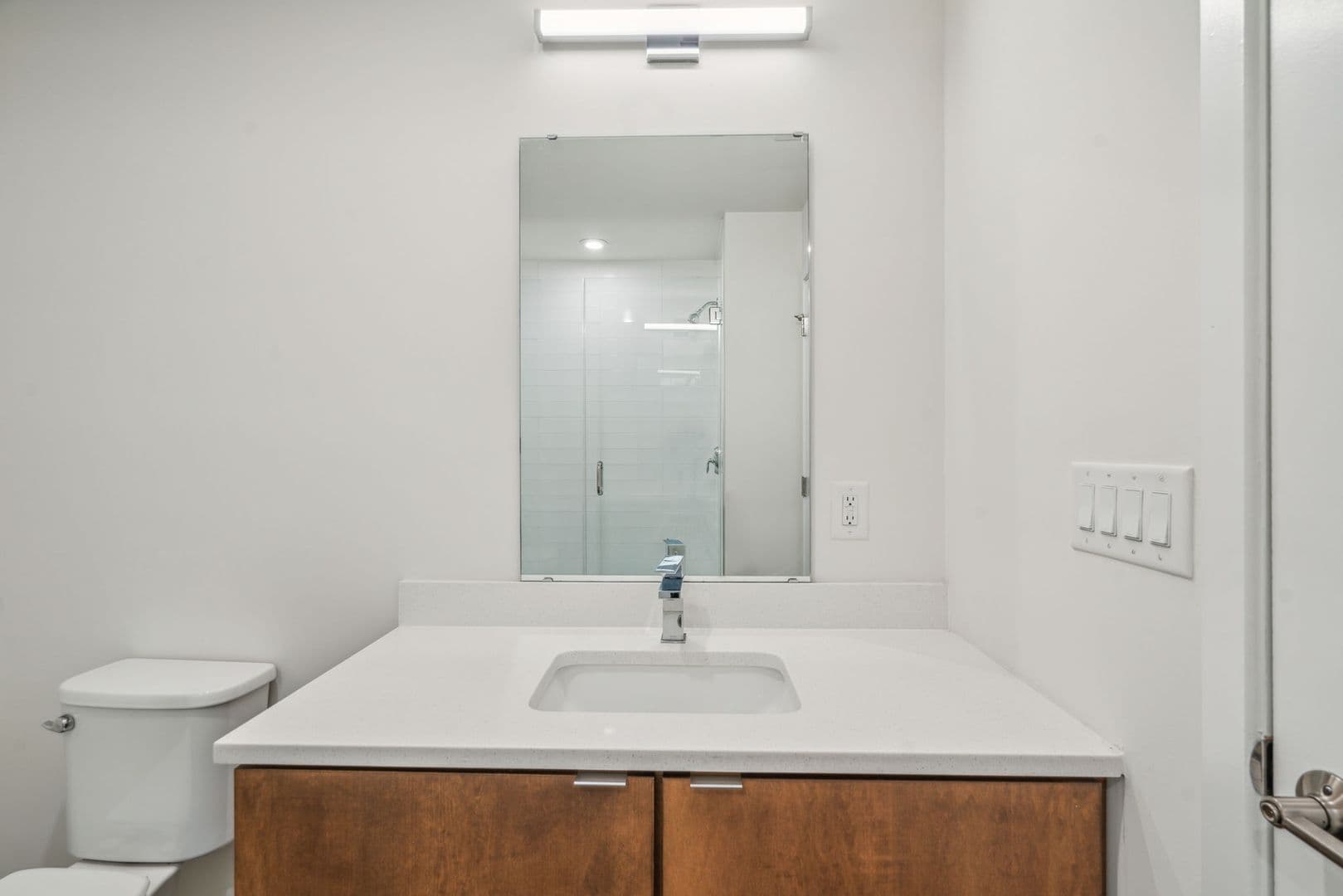 Philadelphia Apartment: 2501 Washington Avenue
