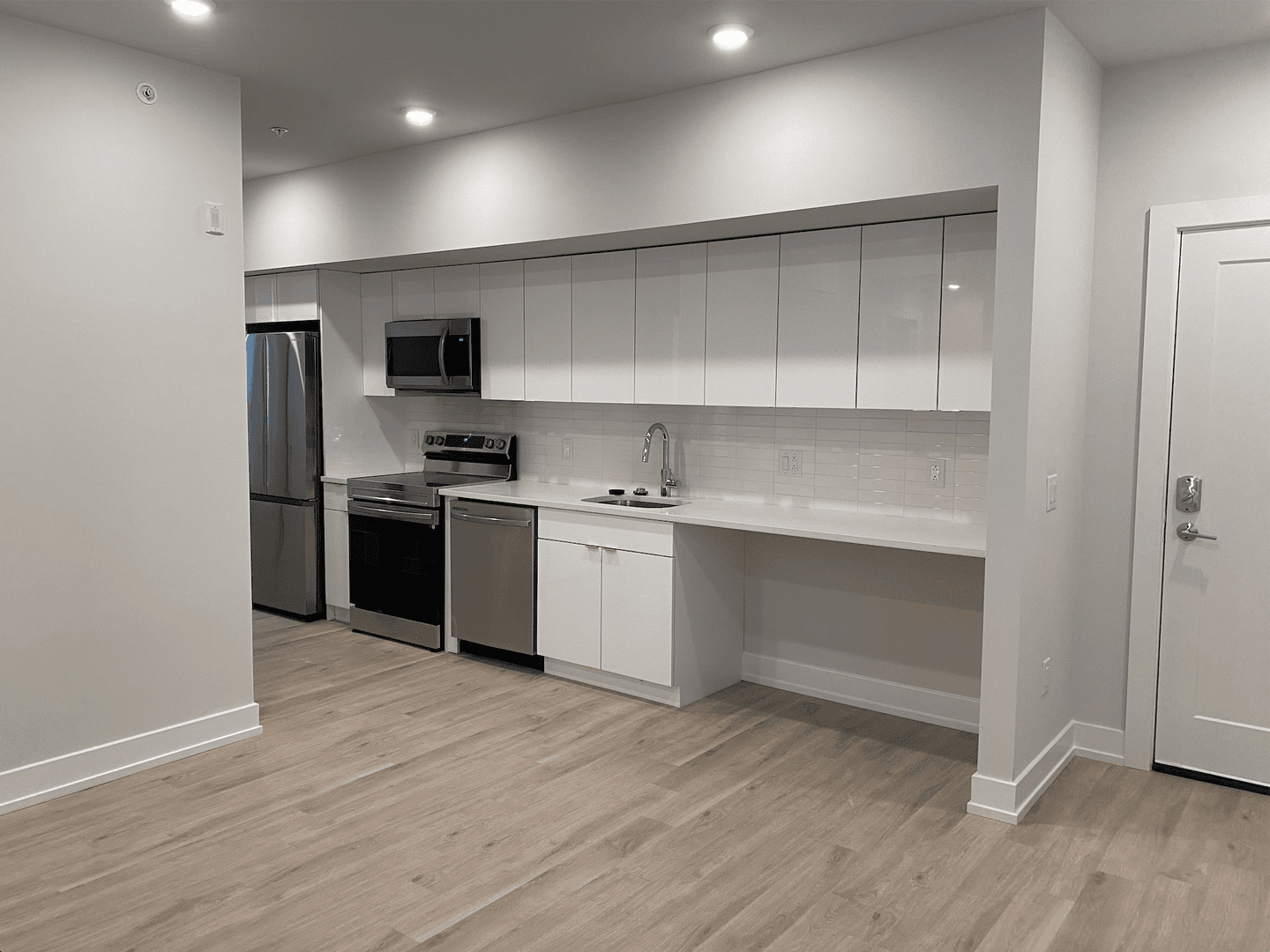 Philadelphia Apartment: 314 S 46th St