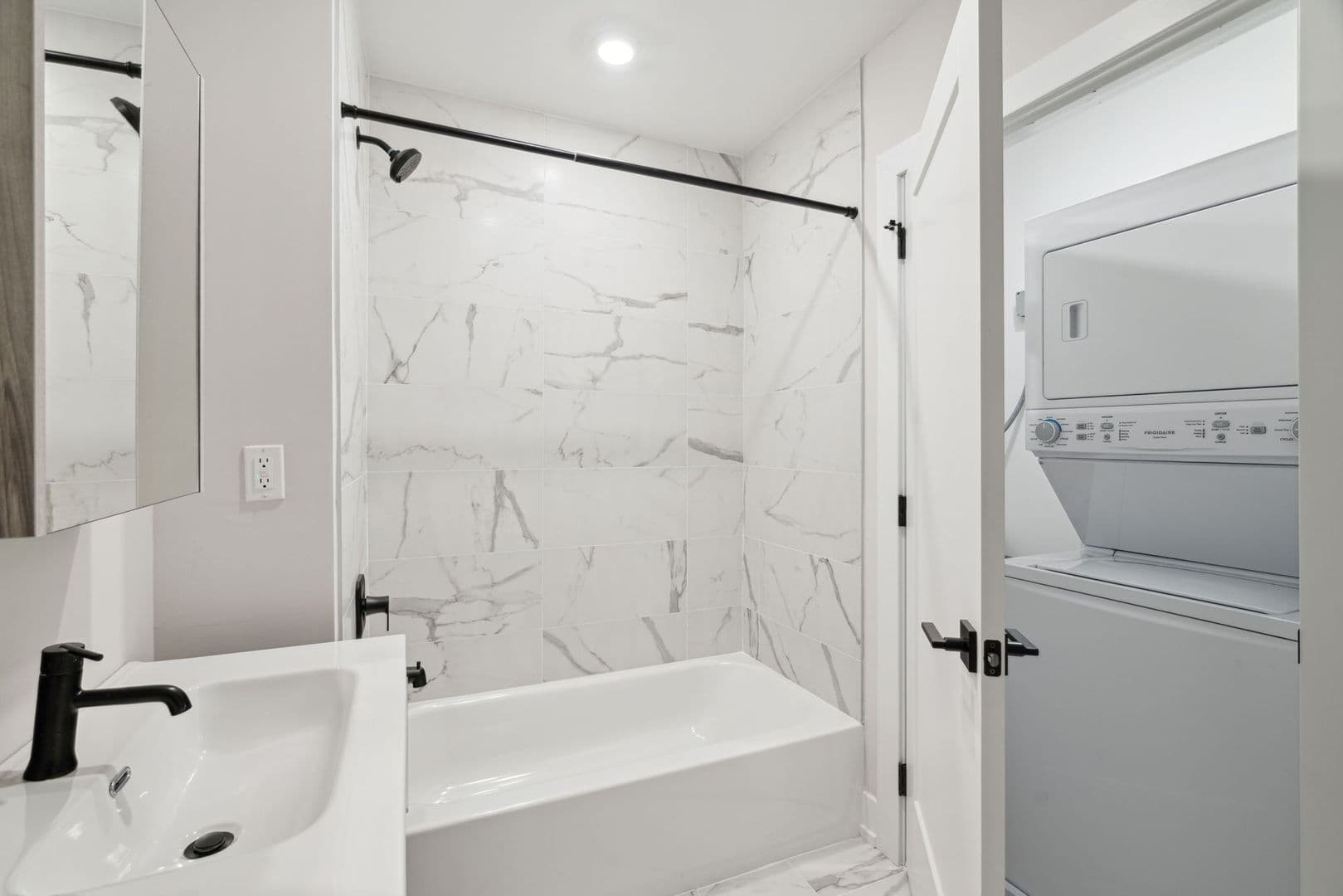 Philadelphia Apartment: 720 W Thompson St