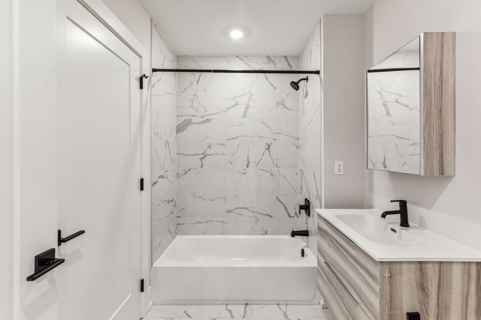 Philadelphia Apartment: 720 W Thompson St