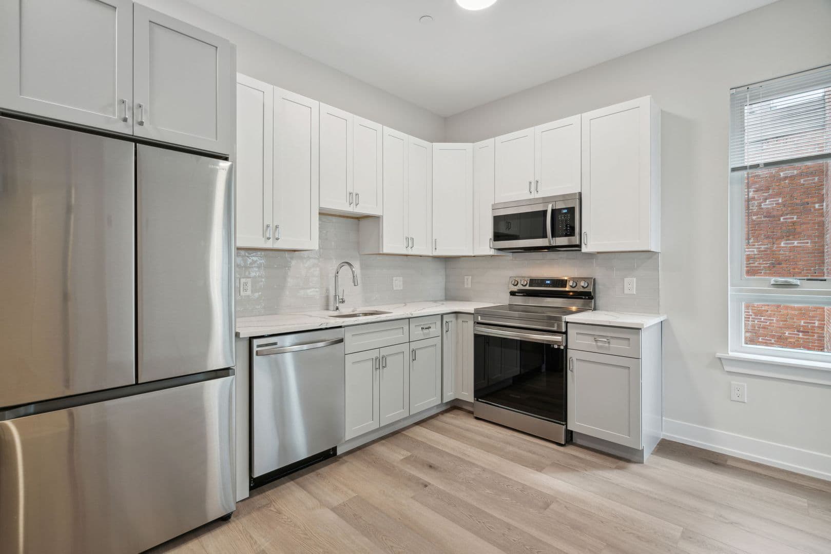 Philadelphia Apartment: 342 W Girard Ave
