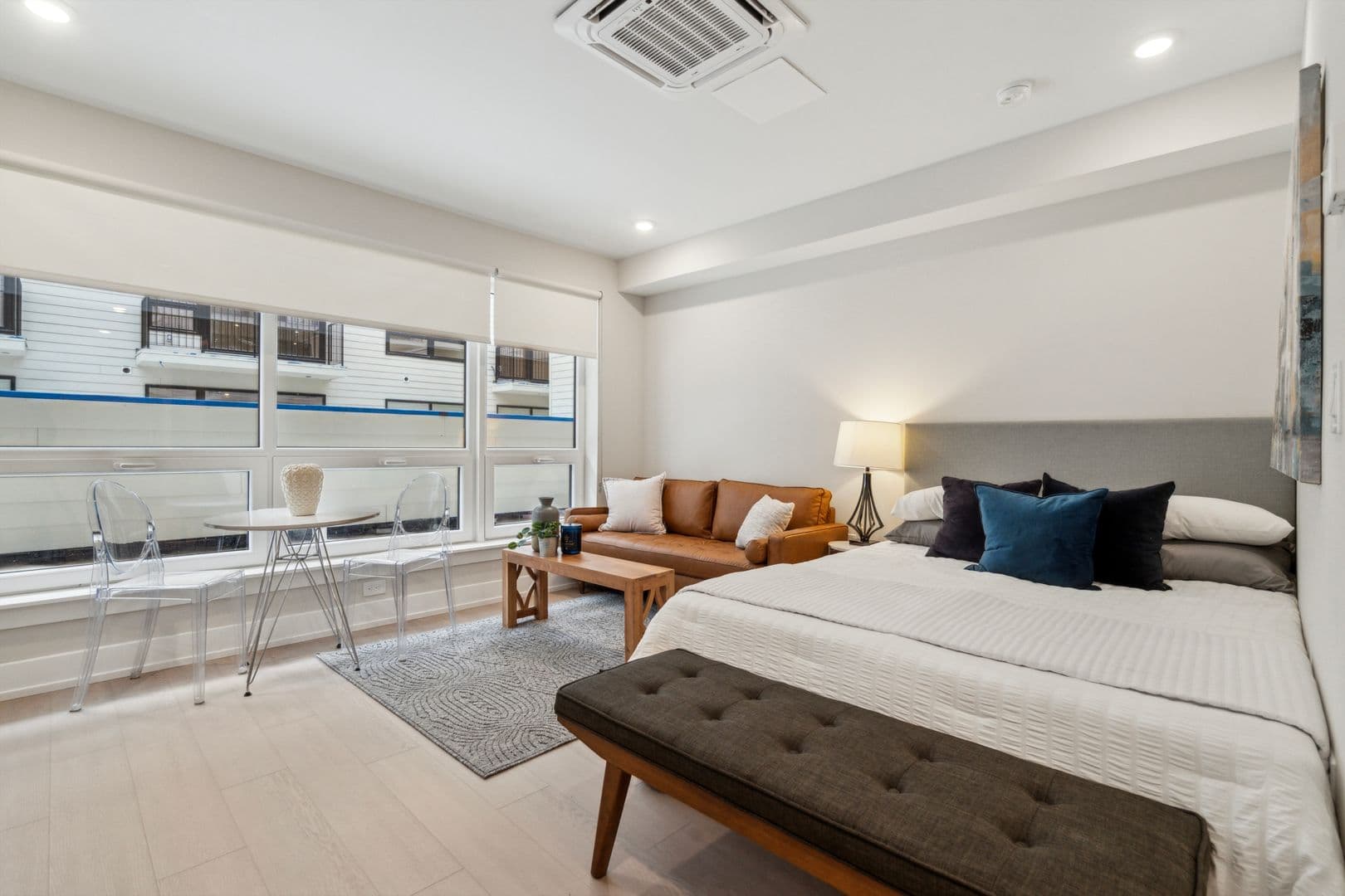 Philadelphia Apartment: 922 N Broad Street