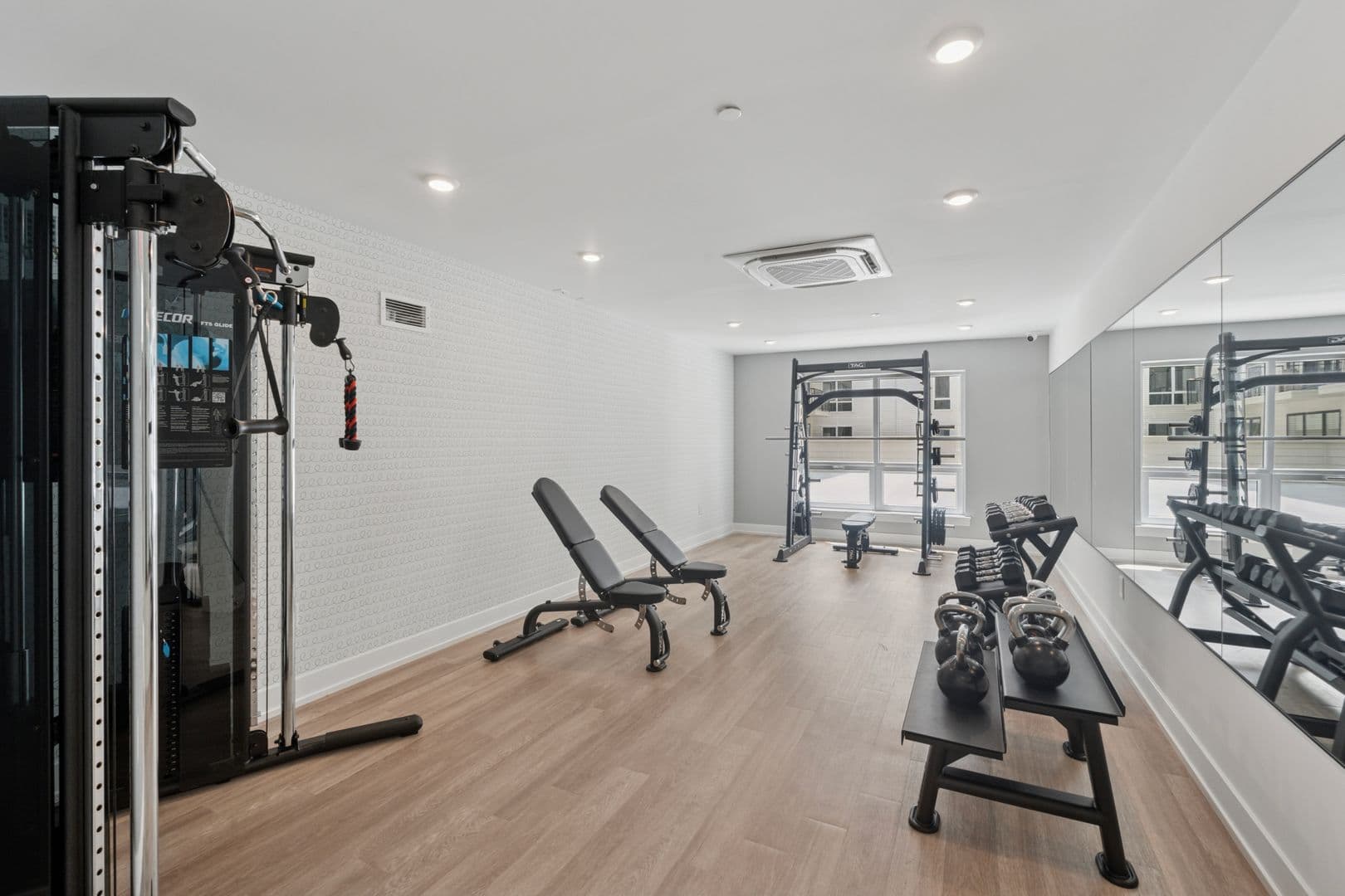 Philadelphia Apartment: 922 N Broad Street